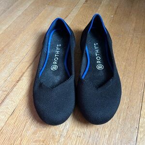 Rothy’s black flats